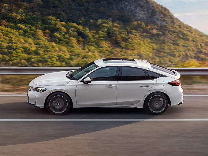 Civic e:HEV 2025 Elegance Civic e:HEV 2025 Elegance - Leasing 359 €